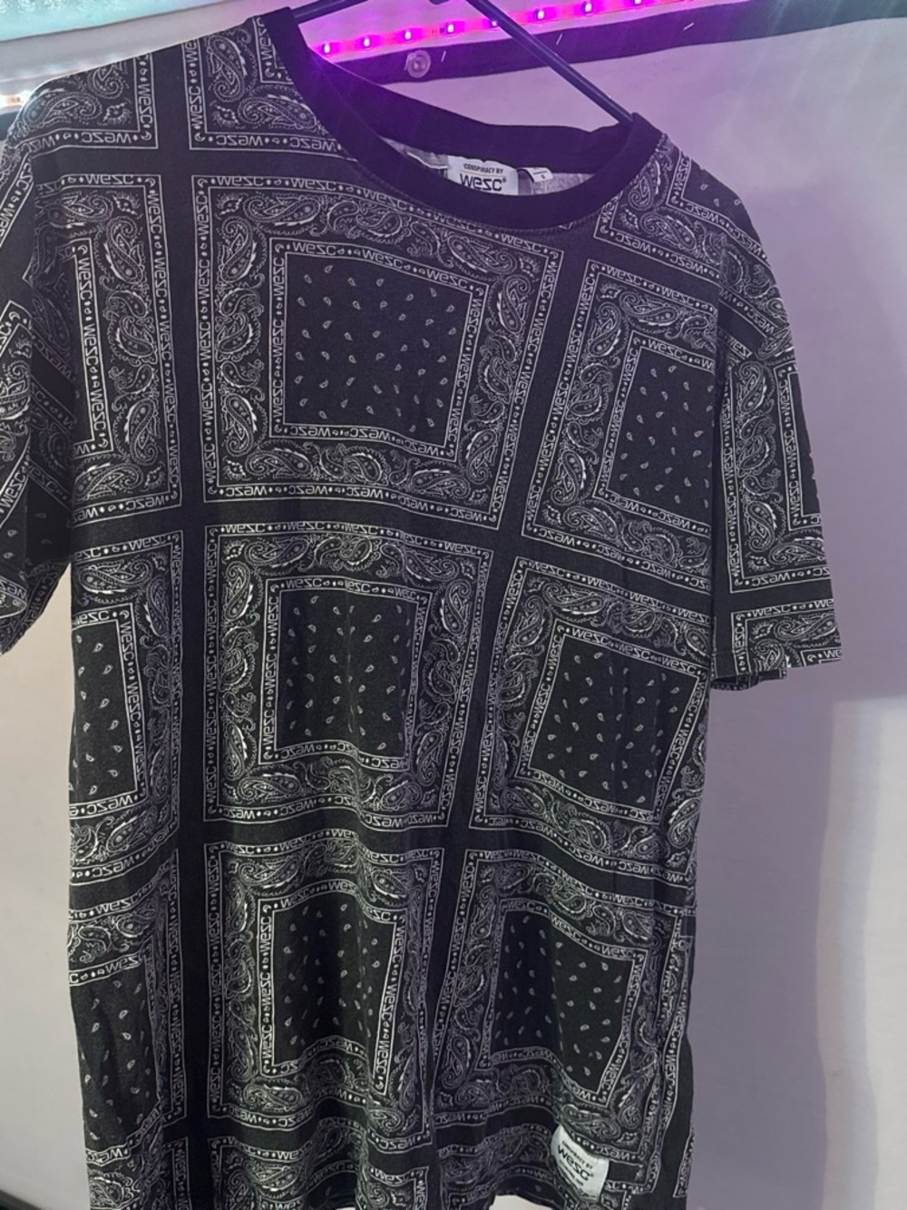 WESC Black Crewneck Bandana-Print Short Sleeve Tee